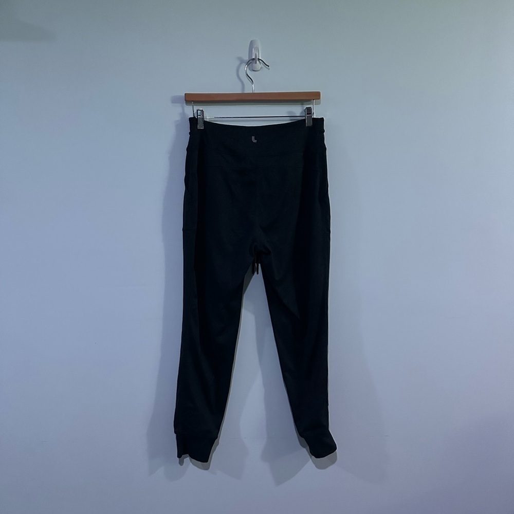 Layer 8 Women’s Small Gray Heather Performance Joggers - Picture 2 of 10